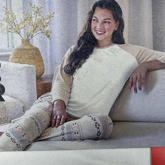 Eddie Bauer Other - Eddie Bauer Women's M Ultrasoft Sleep Set Tan e0117